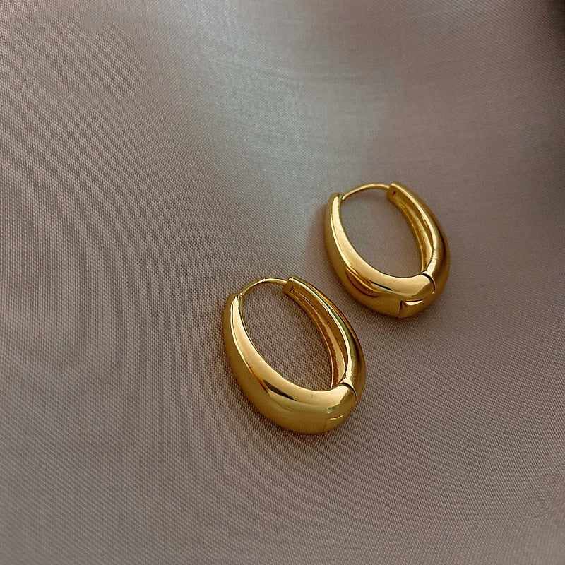 2023 Classic Copper Alloy Smooth Metal Hoop WOMEN Earrings